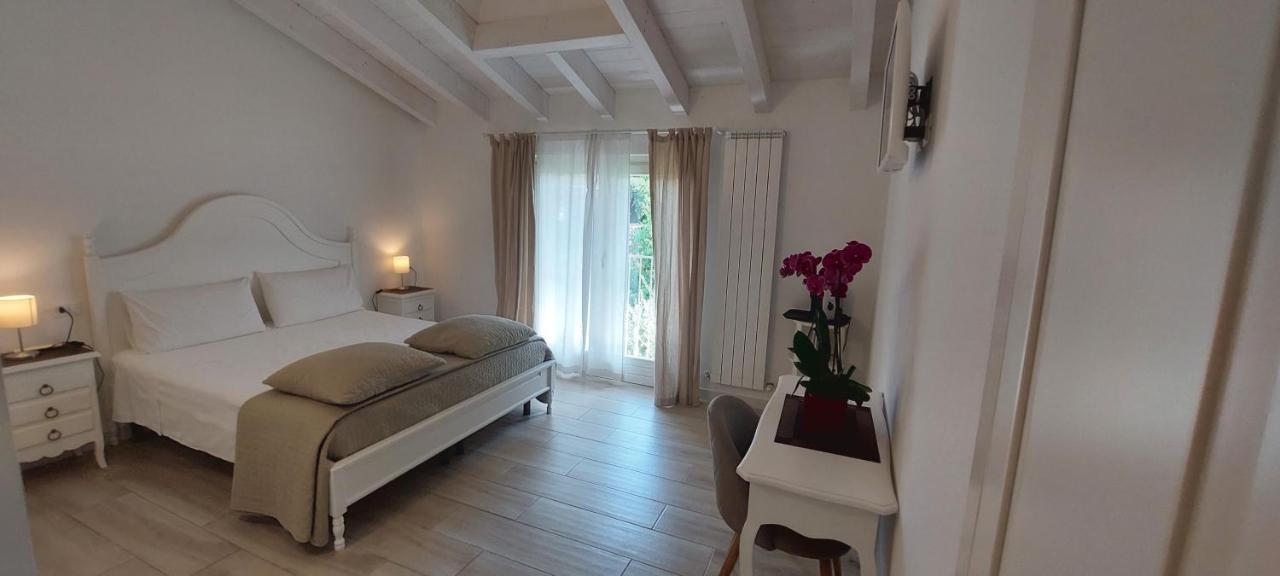 Casa Speri Bed and Breakfast Πεσκιέρα ντελ Γκάρντα Εξωτερικό φωτογραφία