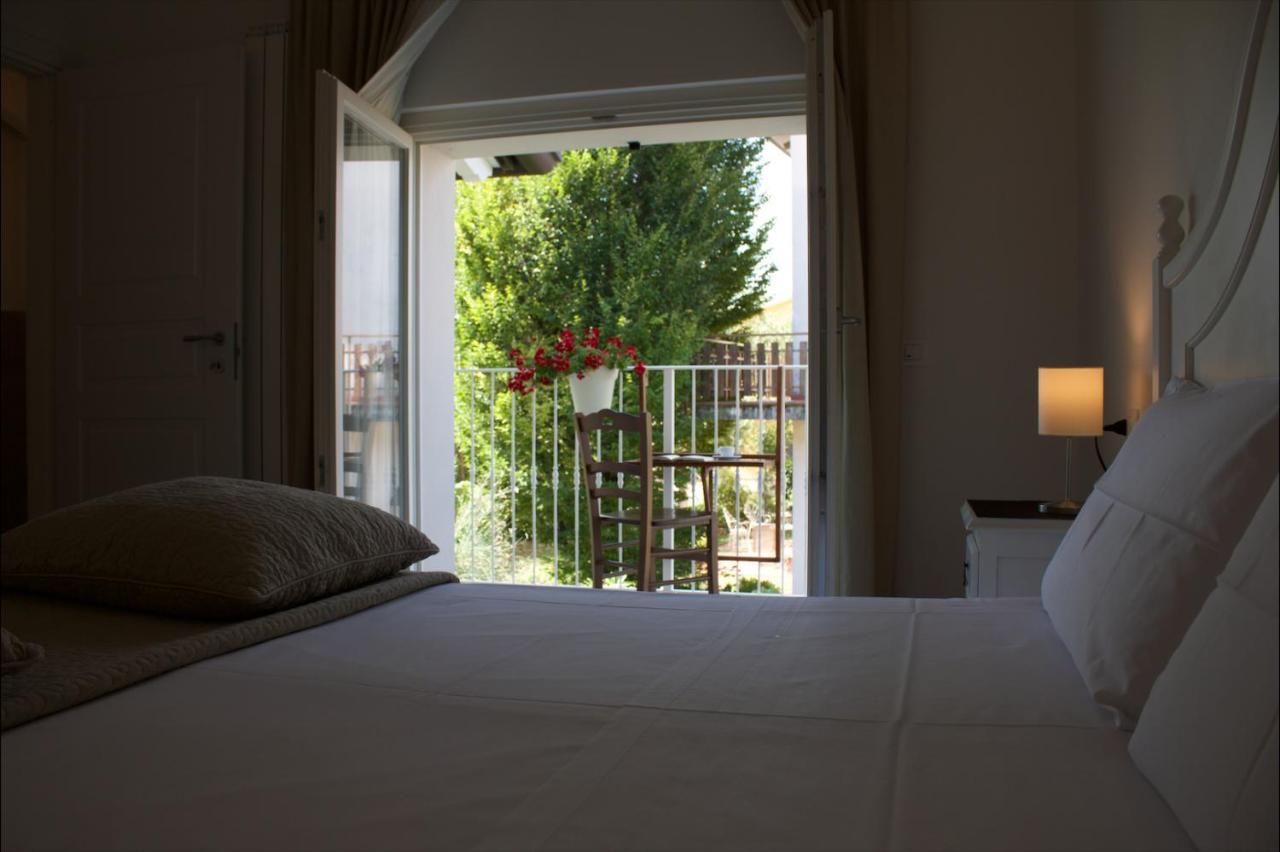 Casa Speri Bed and Breakfast Πεσκιέρα ντελ Γκάρντα Εξωτερικό φωτογραφία